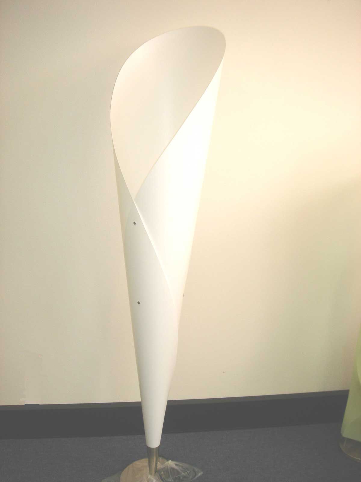 Polycabent Floor Lamp